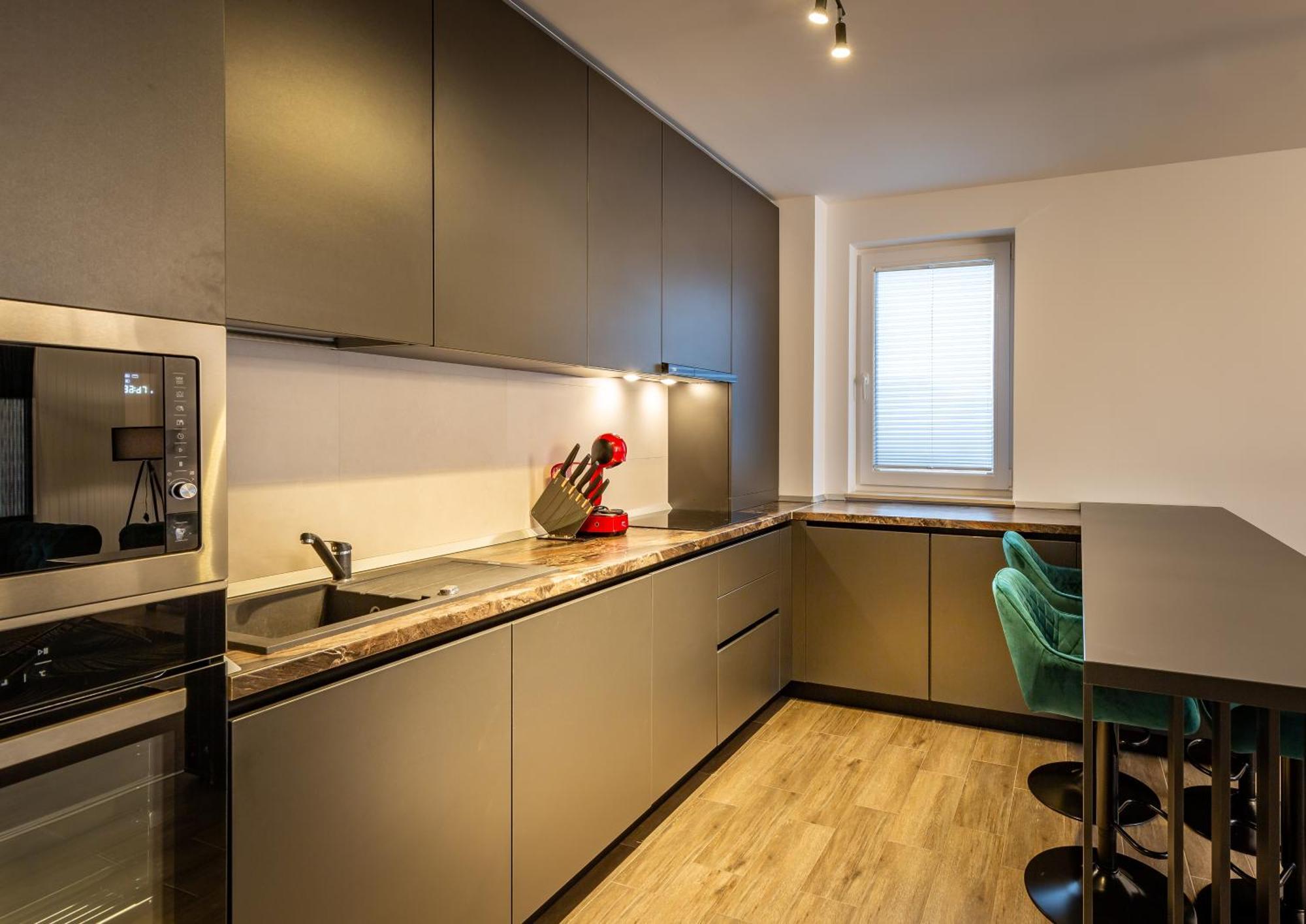 Carpatilor Apart Hotel 브라쇼브 외부 사진