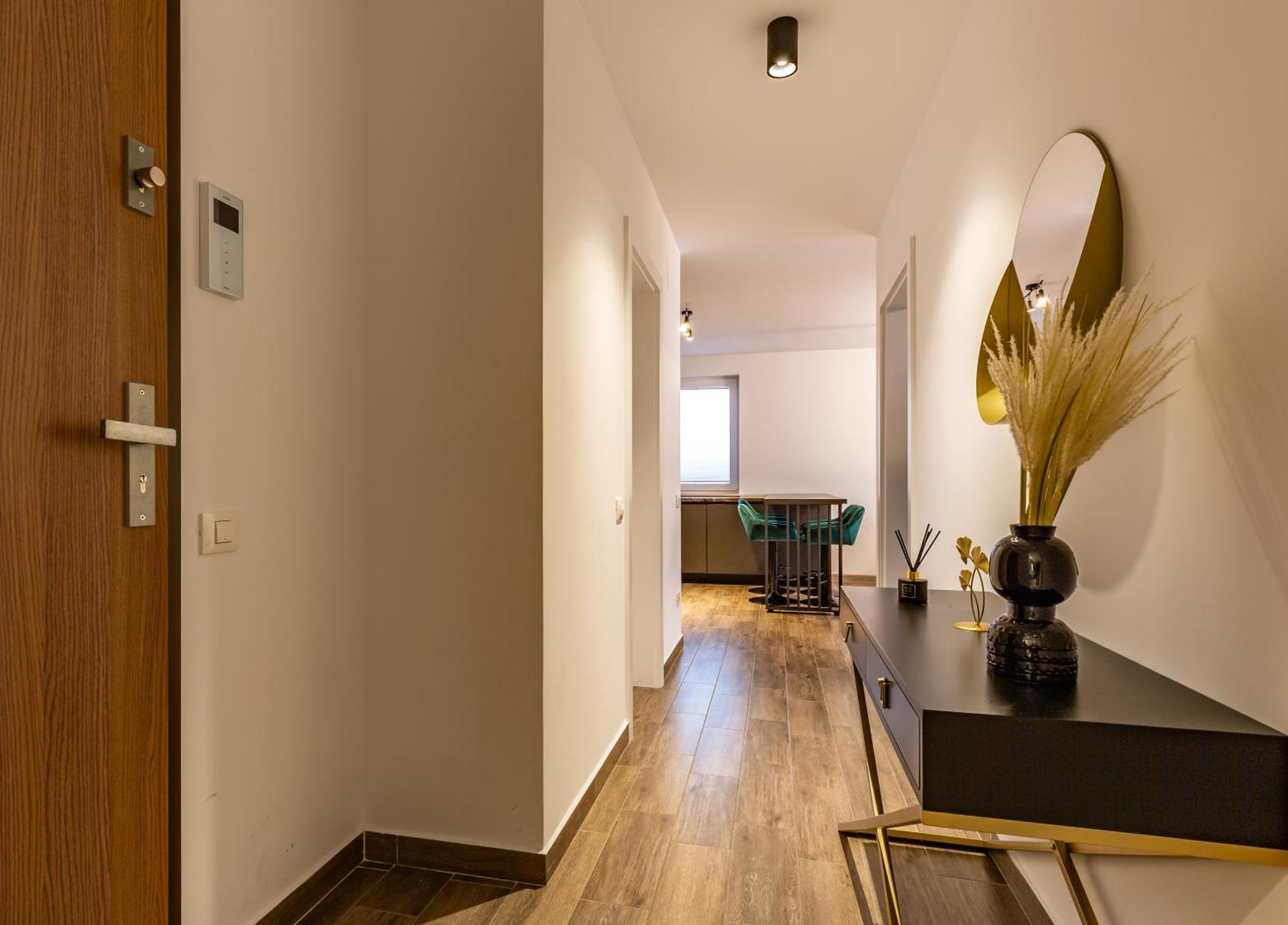 Carpatilor Apart Hotel 브라쇼브 외부 사진
