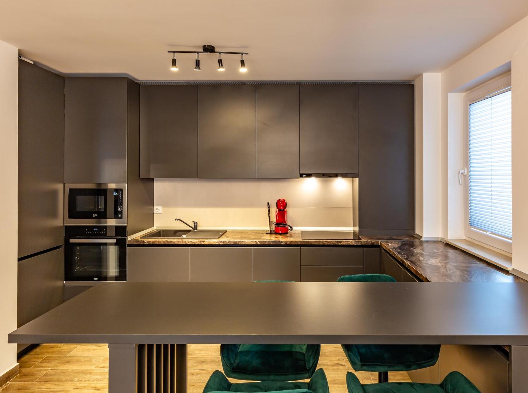 Carpatilor Apart Hotel 브라쇼브 외부 사진